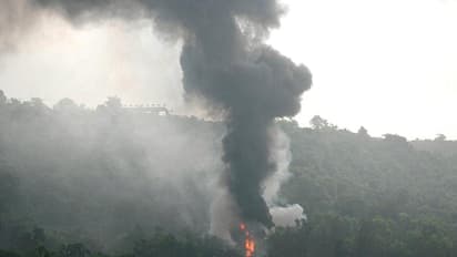 আফগানিস্তানে ভেঙে পড়ল যাত্রীবাহী বিমান, ৮৩ জন যাত্রীরই মৃত্যুর আশঙ্কা