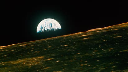 Outer Space: ಬಾಹ್ಯಾಕಾಶದಲ್ಲಿ ಯಾಕೆ ಯಾವಾಗಲೂ ಕತ್ತಲು?