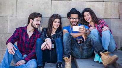 5 Apps to watch movies online for free