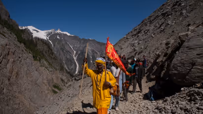 बारिश के कारण 4 अगस्त तक अमरनाथ यात्रा स्थगित, मौसम विभाग ने दी है भारी बारिश की चेतावनी