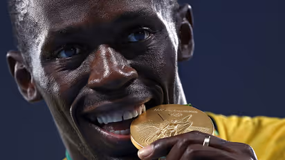 বিশ্বের দ্রুততম মানবের ৩৬তম  জন্মদিন, ফিরে দেখা উসেইন বোল্টের রেকর্ডের ঝুলি 