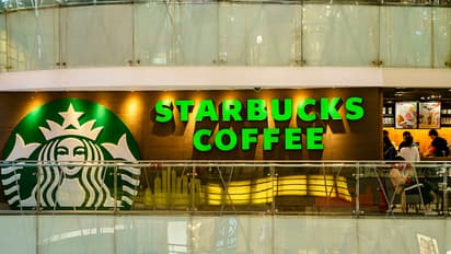 ರಿಲ್ಯಾಕ್ಸ್ ಆಗಲು ಸ್ಟಾರ್ ಬಕ್ಸ್ ಕಾಫಿ ಕುಡಿದ ದಂಪತಿ,ಬಿಲ್ ನೋಡಿ ಶಾಕ್!