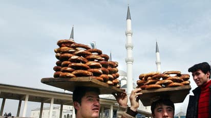 20 most delicious street foods of the world you should try at least once