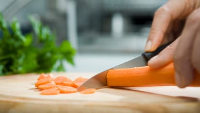 6 vegetables you were cutting up all wrong