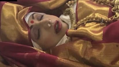 శ్రీదేవి అంతిమయాత్ర వీడ్కోలు ఫోటో గ్యాలరీ