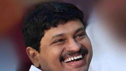 బీఆర్ఎస్ మాజీ ఎంపీ సంతోష్‌పై చీటింగ్, ఫోర్జరీ కేసు