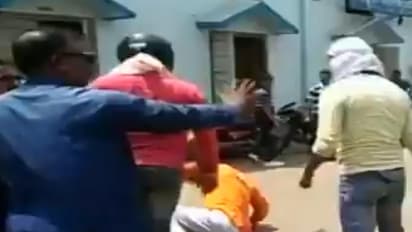 బీజేపీ నేతపై దాడి( వీడియో)