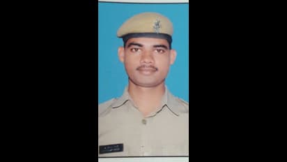 పోలీస్ కార్యాలయంలోనే కానిస్టేబుల్ ఆత్మహత్య