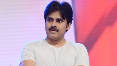 సుకుమార్ అద్భుతంగా తీశాడు... చరణ్ కుమ్మేశాడు : పవన్ కళ్యాణ్