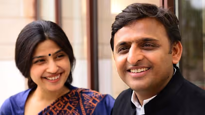 12 Indian politicians who have gorgeous wives