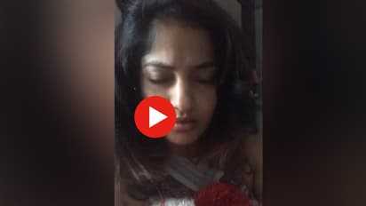 నేను కూడా శ్రీరెడ్డి లాగా బట్టలు విప్పి తిరగాలా : మాధవి(వీడియో)