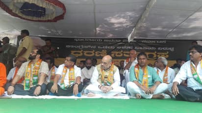 ಕಲಾಪಕ್ಕೆ ಅಡ್ಡಿ: ಪ್ರತಿಪಕ್ಷಗಳ ವಿರುದ್ಧ ಶಾ ಟೀಂ ಧರಣಿ