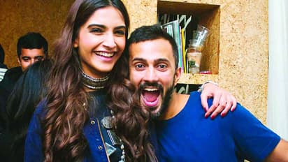 Sonam Kapoor to marry boyfriend Anand Ahuja in Mumbai and not in Switzerland? Here are the details