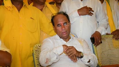 కోడెల మరణం తట్టుకోలేక.. గుండెపోటుతో అభిమాని మృతి