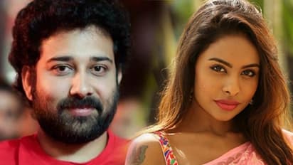 శ్రీ రెడ్డికి షాక్.. పోలీస్ కేసు పెట్టిన తెలుగు హీరో