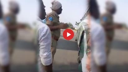 పెళ్లి బృందం.. మంచిర్యాల పోలీసు ఏం చేసిండంటే ? (వీడియో)