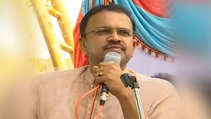 జేడీ లక్ష్మీనారాయణ అరెస్టు.. ‘ప్రత్యేక హోదా గురించి మేం అడుగుతాం రండీ’