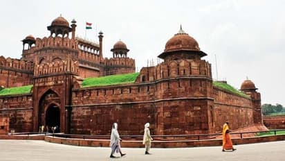 అంబరాన్నంటే స్వాతంత్ర దినోత్సవ సంబురాలు.. ఈ సారి సరికొత్తగా 1800 మంది ప్రత్యేక అతిథులు..  ఇంతకీ వారెవరంటే?  