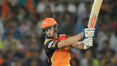 ರಾಜಸ್ಥಾನಕ್ಕೆ ಸಾಧಾರಣ ಗುರಿ ನೀಡಿದ ಸನ್’ರೈಸರ್ಸ್