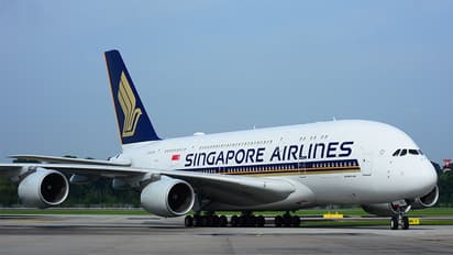 Singapore Airlines to pay staff bonus of eight months' salary; Here's why