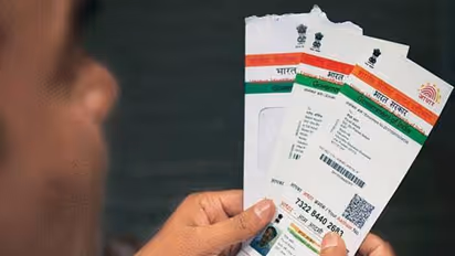 ആധാർ വെച്ച് കളിക്കല്ലേ.. കാര്യം ഗുരുതരമാണ്; ഒരു ലക്ഷം രൂപ വരെ പിഴയോ ജയിൽ ശിക്ഷയോ കിട്ടിയേക്കാം