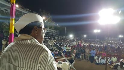 Here is the truth behind Siddaramaiah meeting Yeddyurappa going viral