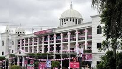 ఢిల్లీలో టీఆర్ఎస్ కార్యాలయం: స్థలం కేటాయించిన కేంద్రం