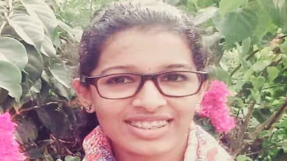 ജസ്നയുടെ തിരോധനം; കേരള പൊലീസിനെ തള്ളി സിബിഐ, നിർണായക മണിക്കൂറുകൾ കളഞ്ഞുവെന്ന് ആക്ഷേപം