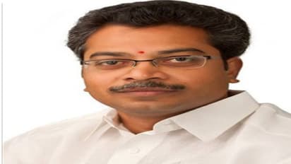 నేను టీడీపీలో చేరతానని దేవినేని ఉమా భయపడుతున్నాడు.. వైసీపీ ఎమ్మెల్యే వసంత కృష్ణ ప్రసాద్