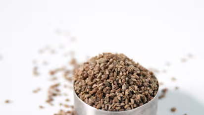 ತೂಕ ಕಡಿಮೆ ಮಾಡುತ್ತೆ ಓಮಿನ ಕಾಳಿನ ನೀರು, ಕುಡಿಯೋದು  ಹೇಗೆ?