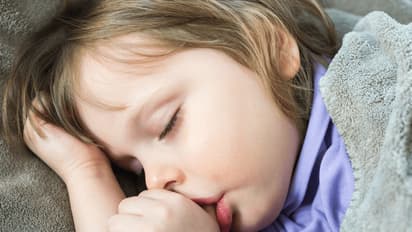 ಮಕ್ಕಳು ಬೆರಳು ಚೀಪುವುದಕ್ಕೆ ಏನು ಕಾರಣ?