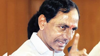 ఉద్యోగాలు పోతాయ్: ఆర్టీసి సమ్మెపై కేసీఆర్ ఉక్కుపాదం