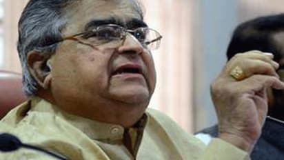 ಸಿದ್ದರಾಮಯ್ಯ ವಿರುದ್ಧ ಏಕ ವಚನದಲ್ಲೇ ಕೋಳಿವಾಡ ವಾಗ್ದಾಳಿ