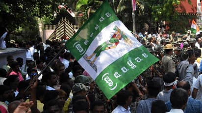 ನಿಂತಿಲ್ಲ BJP ಆಪರೇಷನ್  : ಮತ್ತೋರ್ವ JDS ಶಾಸಕಗೆ ಬಿಗ್ ಆಫರ್