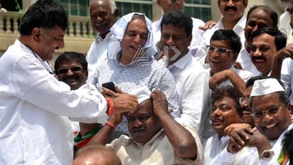 Karnataka: Here is why HD Kumaraswamy is taking oath on Wednesday