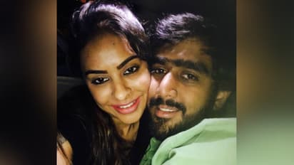 శ్రీరెడ్డి మళ్లీ లీక్ లు స్టార్ట్ చేసింది