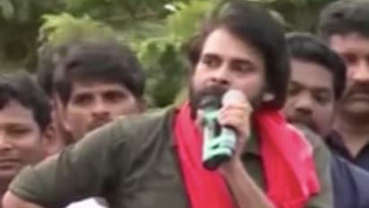 ఓటుకు నోటు కేసుకు భయపడే...: చంద్రబాబు పవన్ కల్యాణ్ నిప్పులు