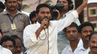 చంద్రబాబు పాలనలో అంతా రివర్స్ గేర్: వైఎస్ జగన్ ధ్వజం