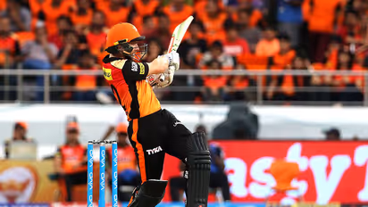 సన్ రైజర్స్కు గట్టి ఎదురుదెబ్బ...కీలక ఓవర్సీస్ ఆటగాడు జట్టుకు దూరం