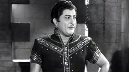 సావిత్రి, ఎన్టీఆర్ ఇప్పుడు కాంతారావు!