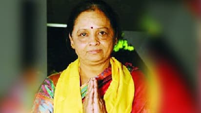 ఎమ్మెల్యే సుగుణమ్మ అలక.. బుజ్జగించిన సీఎం