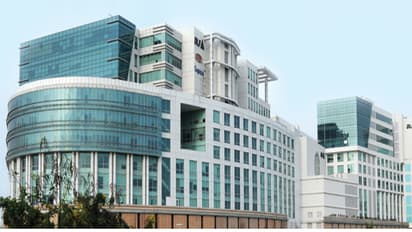 ఎనిమిదేళ్లు దాటితే ‘ఫైర్’: కాగ్నిజెంట్లో ఉద్యోగం ఔట్?