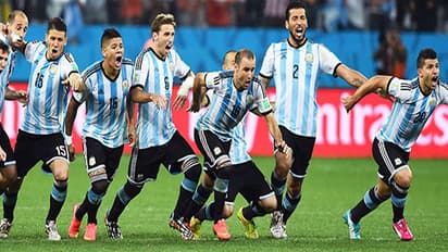 1978 సాకర్ టోర్నీ ఇలా వివాదాస్పదం: ఆతిథ్య అర్జెంటీనా ఆధిపత్యం