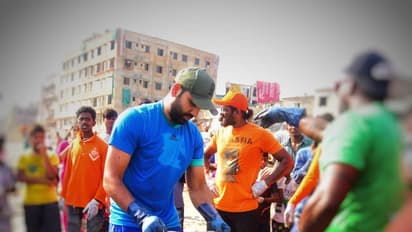 ಮುಂಬೈ ಬೀಚ್ ಸ್ವಚ್ಚತಾ ಕಾರ್ಯಕ್ಕೆ ಕೈಜೋಡಿಸಿದ ರೋಹಿತ್ ಶರ್ಮಾ