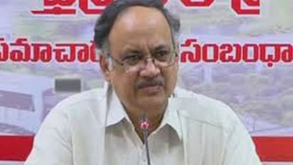 జీవీఎల్కు కౌంటర్: బిజెపికి 150 ఎంపీ సీట్లే, ఆధారాలు బయటపెట్టాలి: కుటుంబరావు