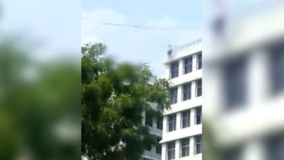 సర్ ప్రైజ్ అని చెప్పి.. సూసైడ్ చేసుకుంది