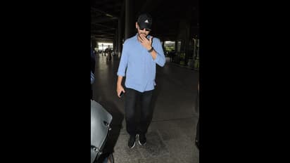 గడ్డంతో శంషాబాద్ ఎయిర్ పోర్ట్ లో మెరిసిన మహేష్