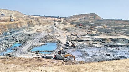 కేసీఆర్కు షాక్: కాళేశ్వరంపై తేల్చేసిన గడ్కరీ