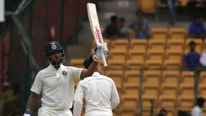 ಶತಕ ಸಿಡಿಸಿ ಶಿಖರ್ ಧವನ್ ಔಟ್: ಮುರಳಿ ವಿಜಯ್ ಅರ್ಧಶತಕ