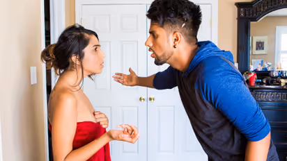 ಬಡವಾದರೇನು ಪ್ರಿಯೆ, ಕೈ ತುತ್ತು ನೀಡುವೆ...